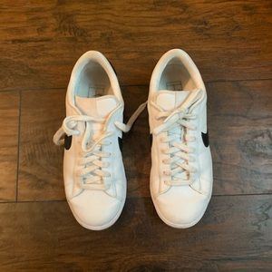 Black and white nike shoes
